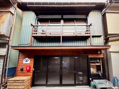 波浮港一棟貸し山上－やまじょう－　＾