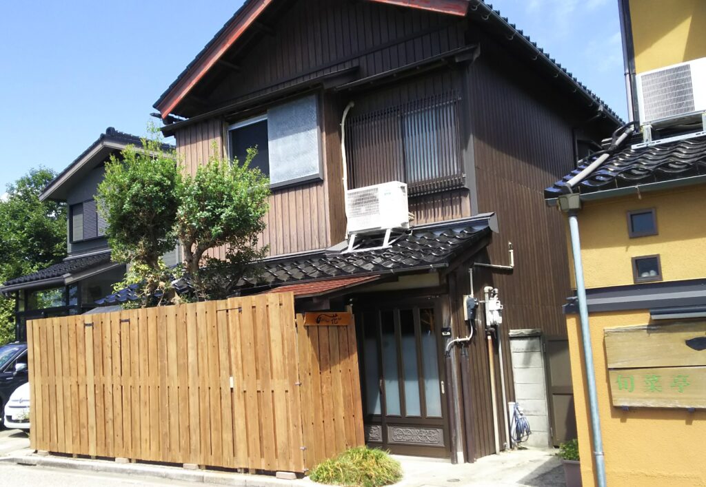 Ｇｕｅｓｔ　Ｈｏｕｓｅ　花