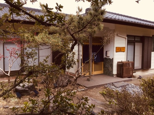 【隠れ家的一棟貸しの宿】島の宿　近～ＫＯＮ～（貸切サウナあり）　＾
