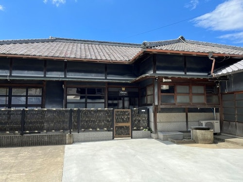 リゾート旅館　父母ヶ浜最寄りのＪＲ詫間駅徒歩１分　＾