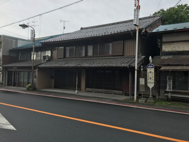 ビッグログハウス／民泊