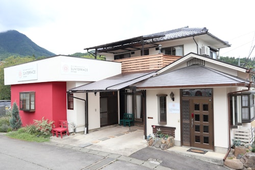 ゲストハウス　ＳＵＮＴＥＲＲＡＣＥ別所温泉　一棟丸ごと貸切　１０名宿泊可能　＾