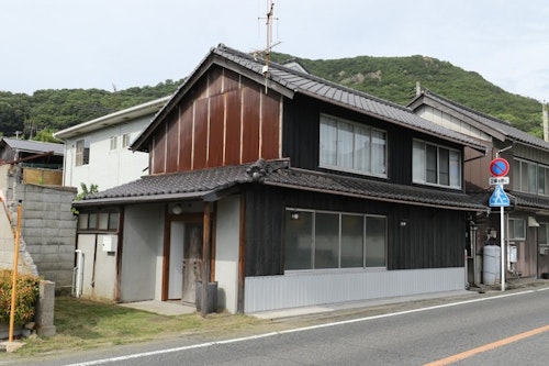 Ｗｏｍｂ海の見える家　＾