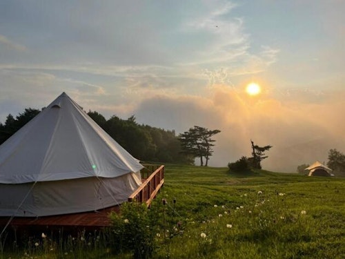 ＲＥＷＩＬＤ　ＺＥＫＫＥＩ　ＧＬＡＭＰＩＮＧ　ＲＥＳＯＲＴ　＾