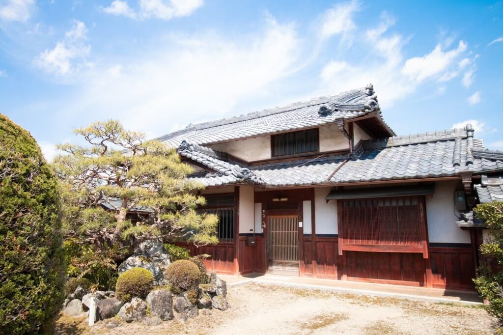 古民家つぐみ　旧村田製瓦店　＾