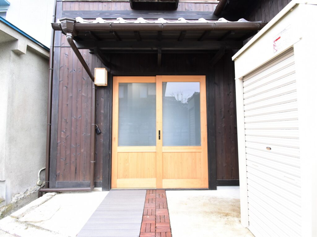 黒緋