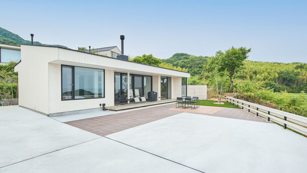 ＳＵＩＴＥ　ＶＩＬＬＡ　ＴＨＥ　ＭＯＳＴ＜淡路島＞