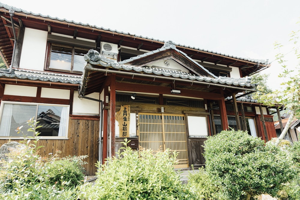 上丹生山根邸　本館