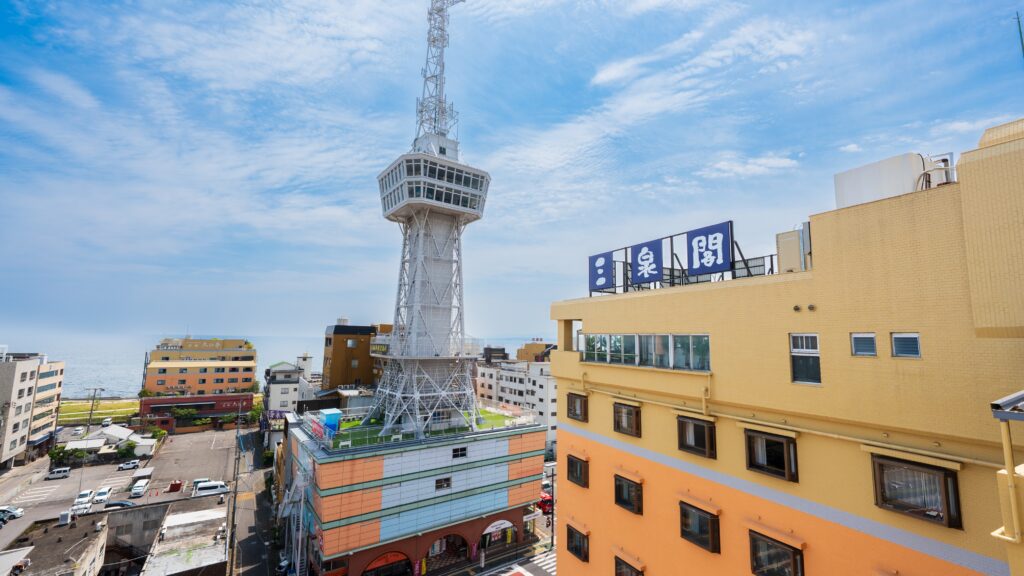 別府温泉　ホテル三泉閣