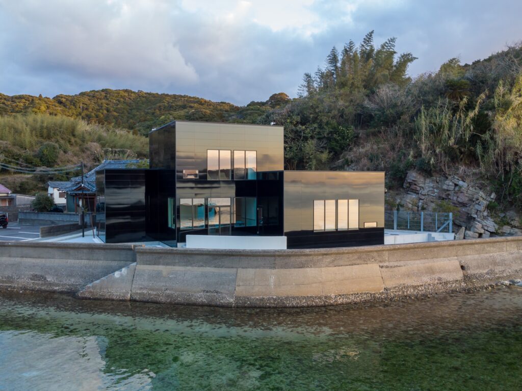 ＨＯＴＥＬ　８７ｒ＜五島・福江島＞