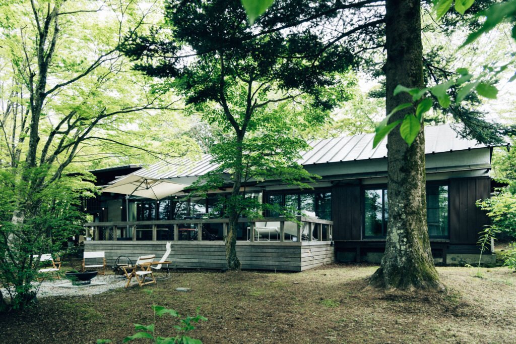 ＣＯＺＡＮ　ｃｈｉｌｌａｘ　ｃｏｔｔａｇｅ　山中湖
