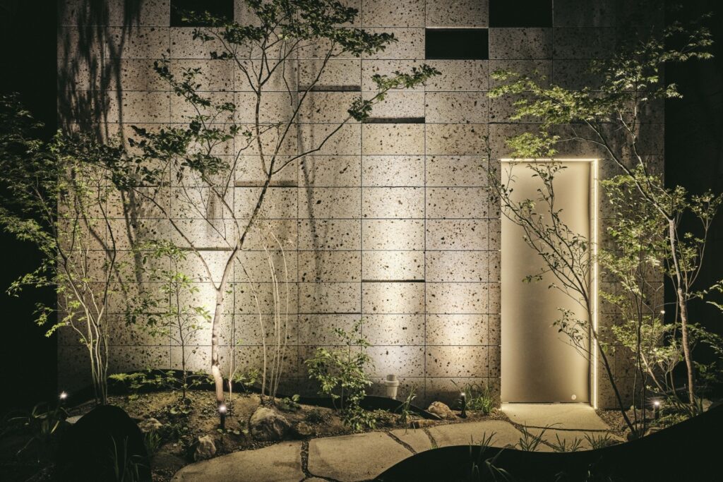 Ｇｉｒａｆｆｅ　Ｔｅｎｊｉｎ　常