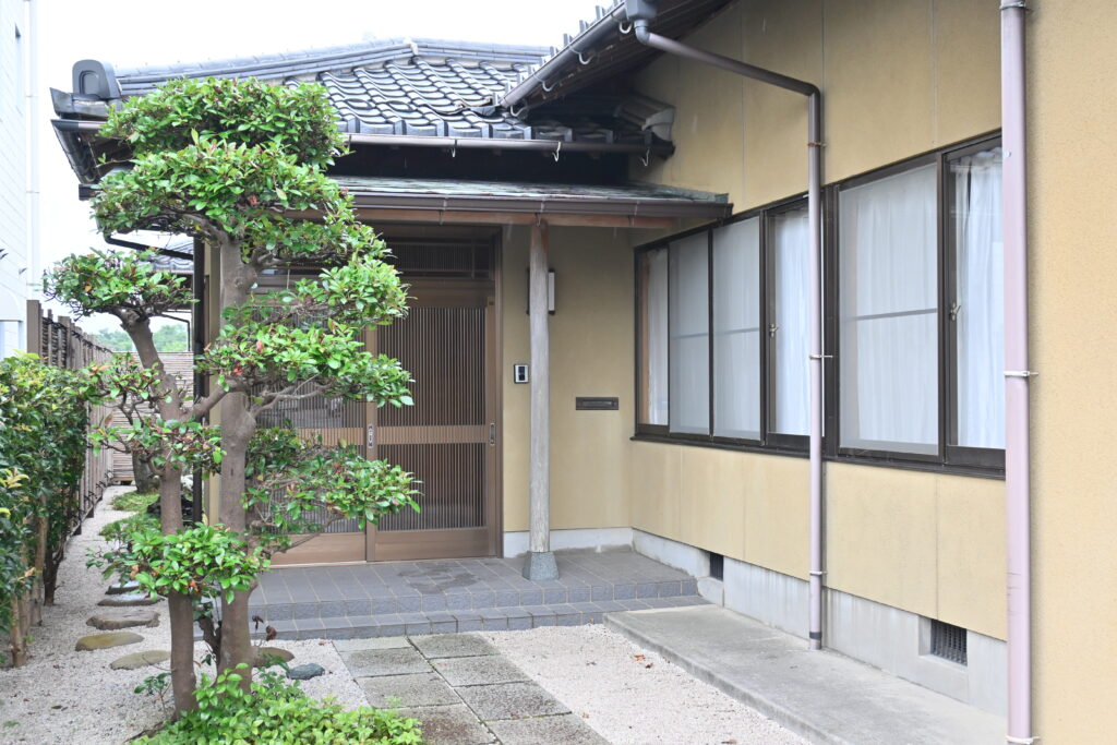 うなぎのねどこ