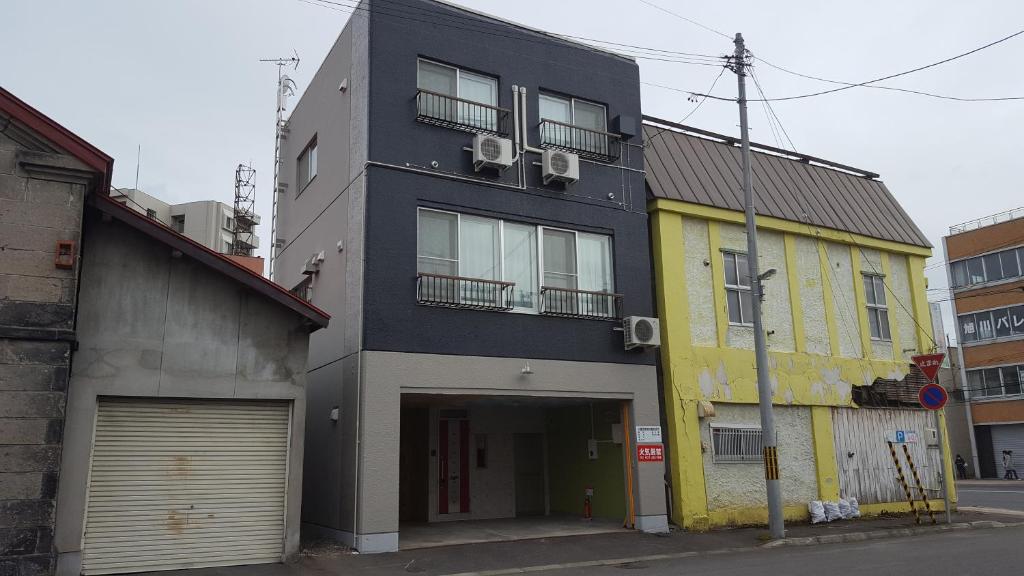 ＳＴＡＹ　ＩＮ　ＴＯＫＩＷＡ