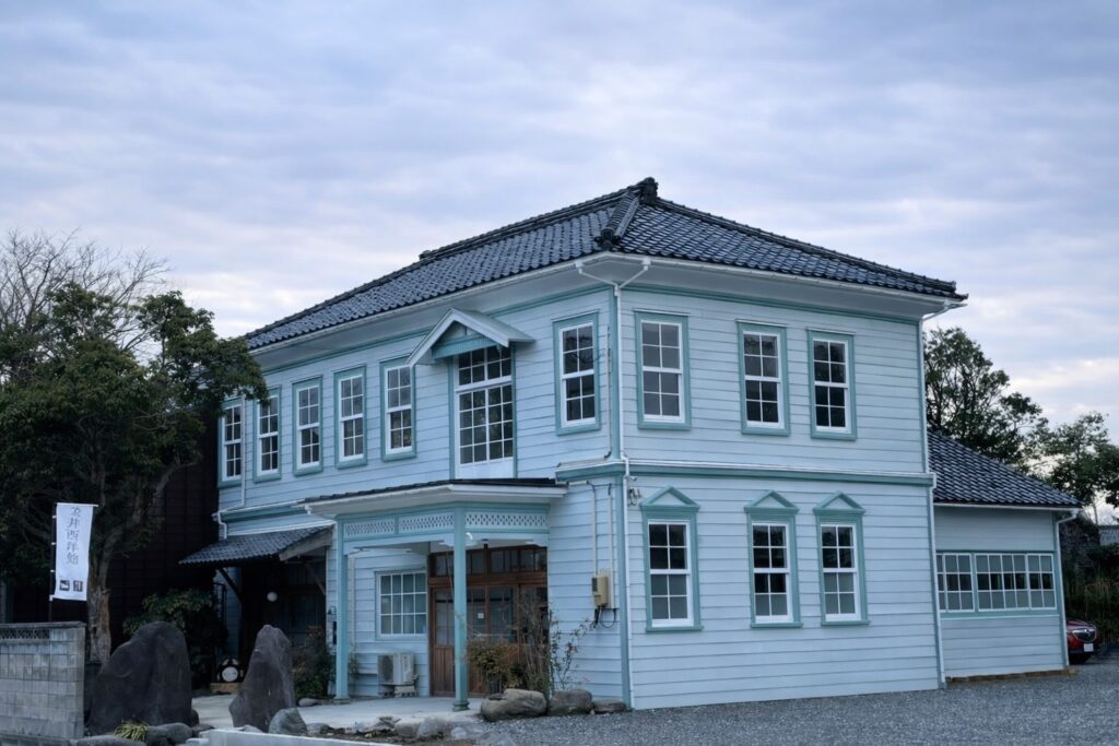 金井西洋館＜佐渡島＞
